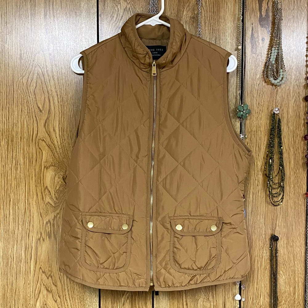 Nude Quilted Vest